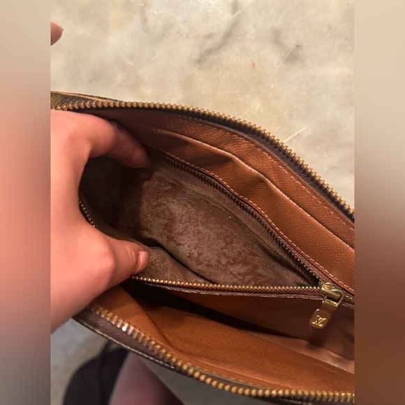 Louis Vuitton Wristlet - Picture 8 of 11